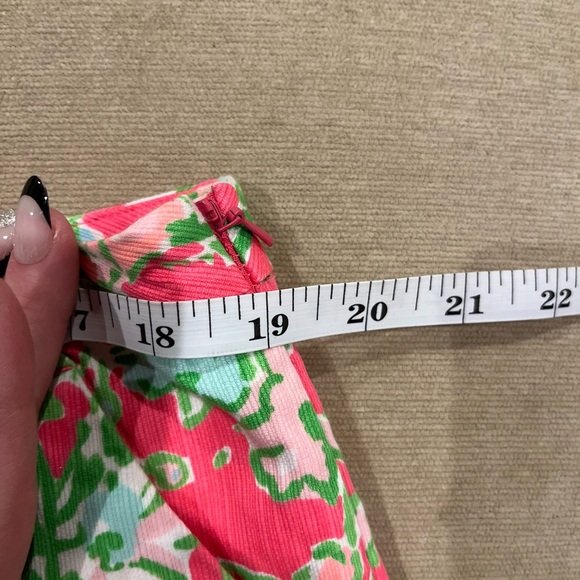 Lilly Pulitzer Floral Print Shorts, Resort Style, Weekend Wear, Summer Outfit - Picture 7 of 8